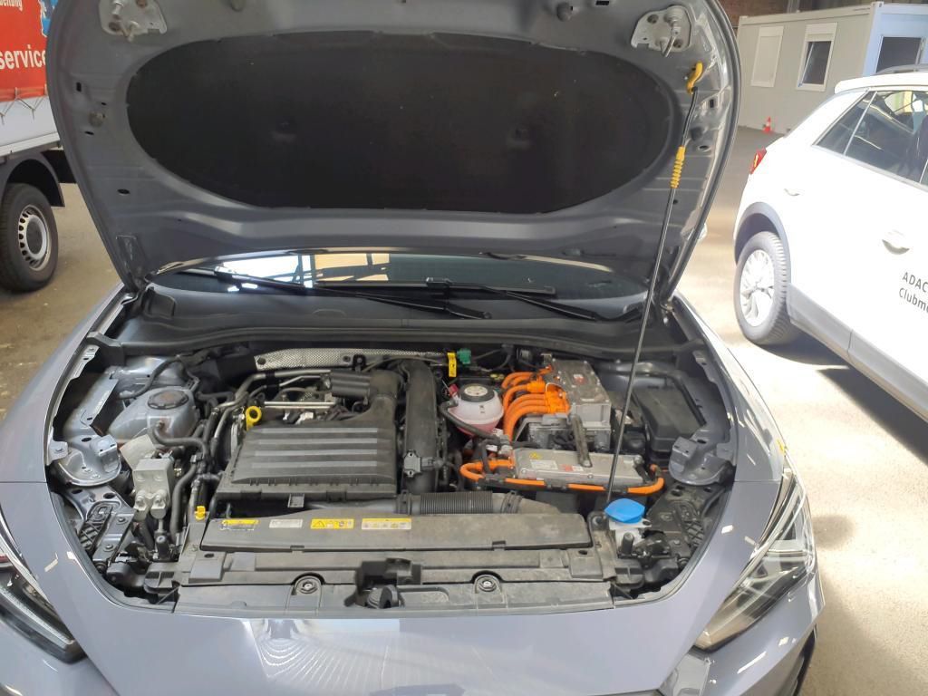 Cupra Leon 1.4 e-Hybrid DSG PDC*RFK*Tempo*Klima*NAV*SH