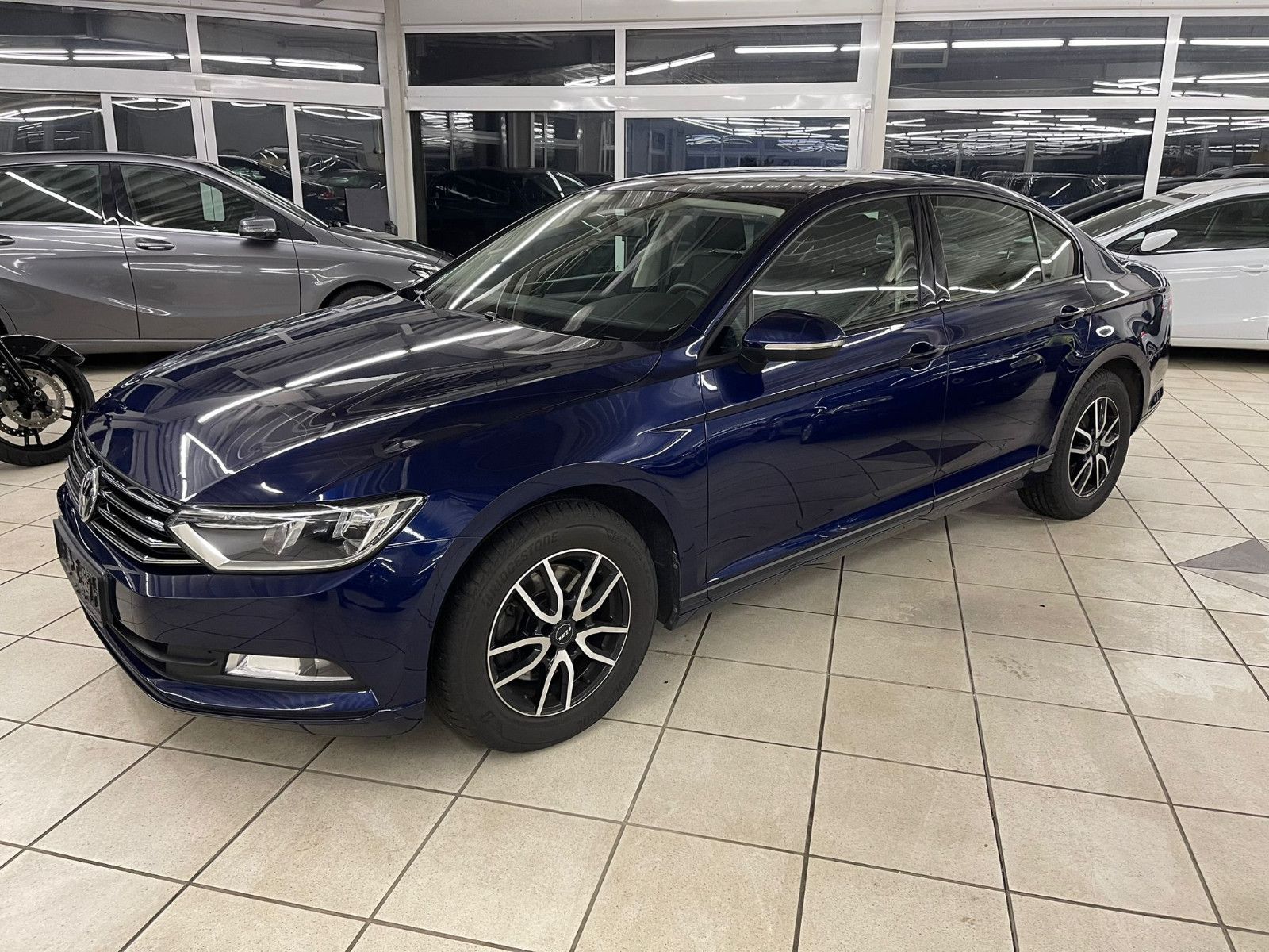 VW Passat 1,4 TSI BMT Trendl°Klimatron,°1.HD°HU NEU