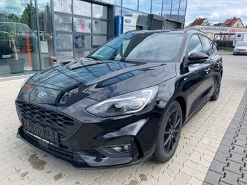 Fahrzeugabbildung Ford Focus ST-Line Hybrid tot.Wink.Ass., LED
