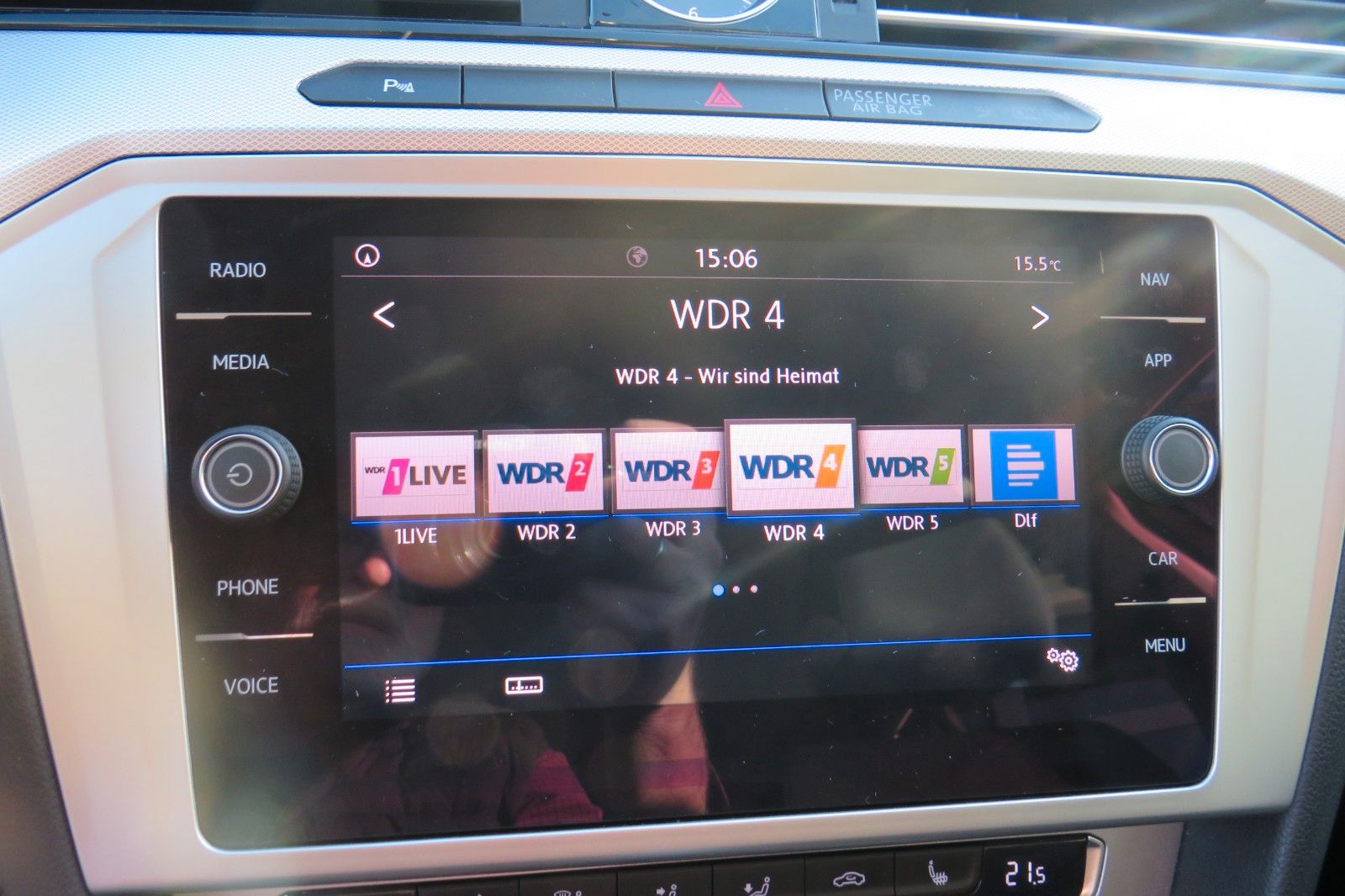 Fahrzeugabbildung Volkswagen Passat Variant Comfortline TDI DSG AHK NAVI