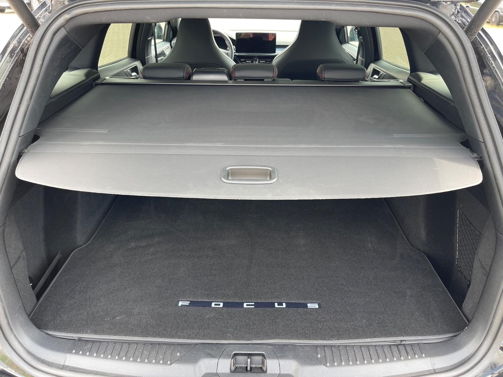 Ford Focus Turnier 2.3 EcoBoost ST X 1HD MwSt.  B&O