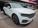 Volkswagen Touareg Elegance 4Motion Pano Allradlenk Matrix - Volkswagen Touareg Elegance mit Diesel-Antrieb