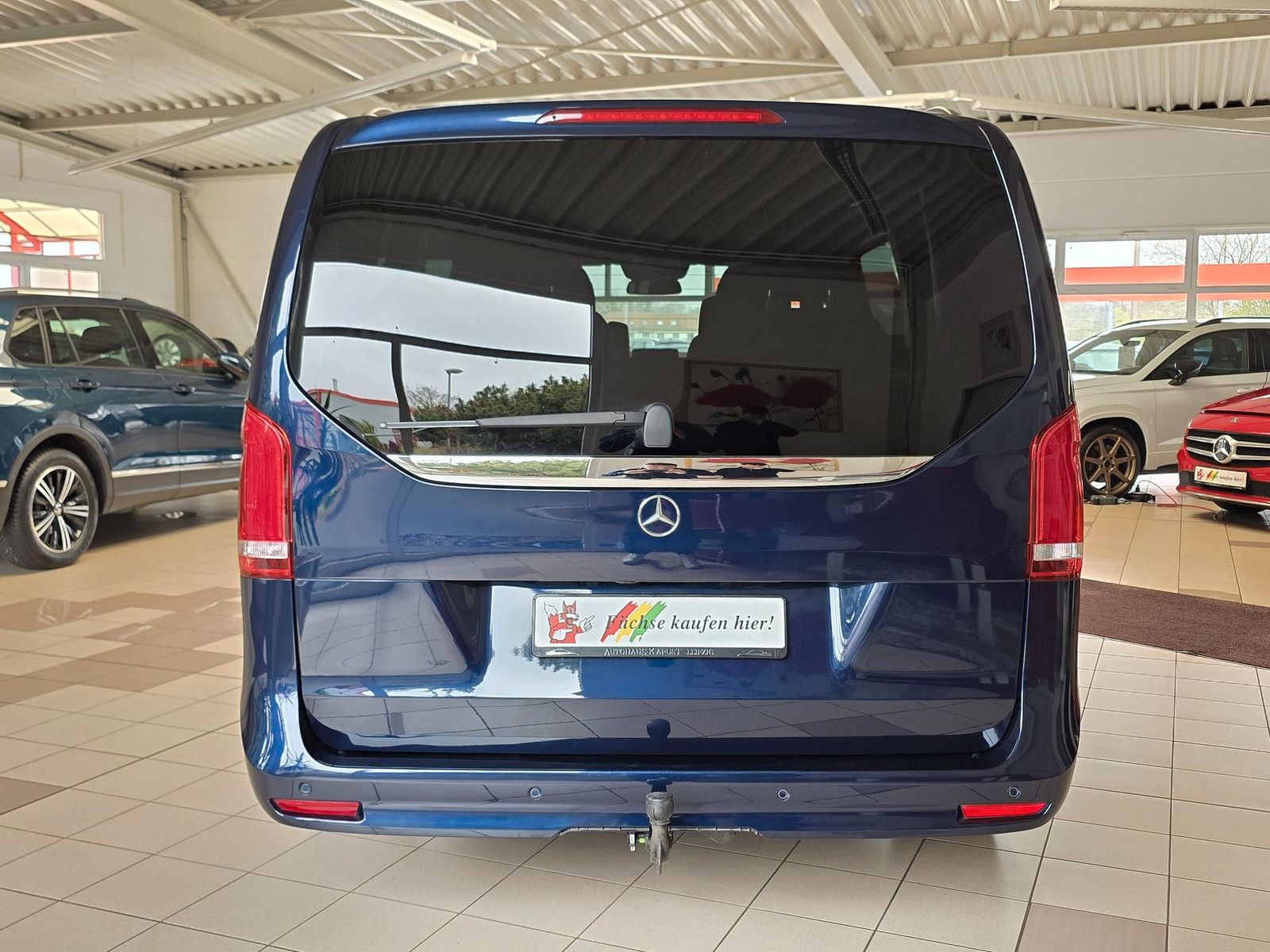 Fahrzeugabbildung Mercedes-Benz V 220d Edition lang /LED/Navi/Cam/Totwink./Ahk