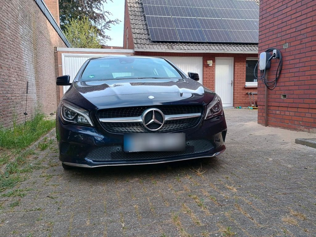 Image of Mercedes-Benz CLA 200 Shooting Brake