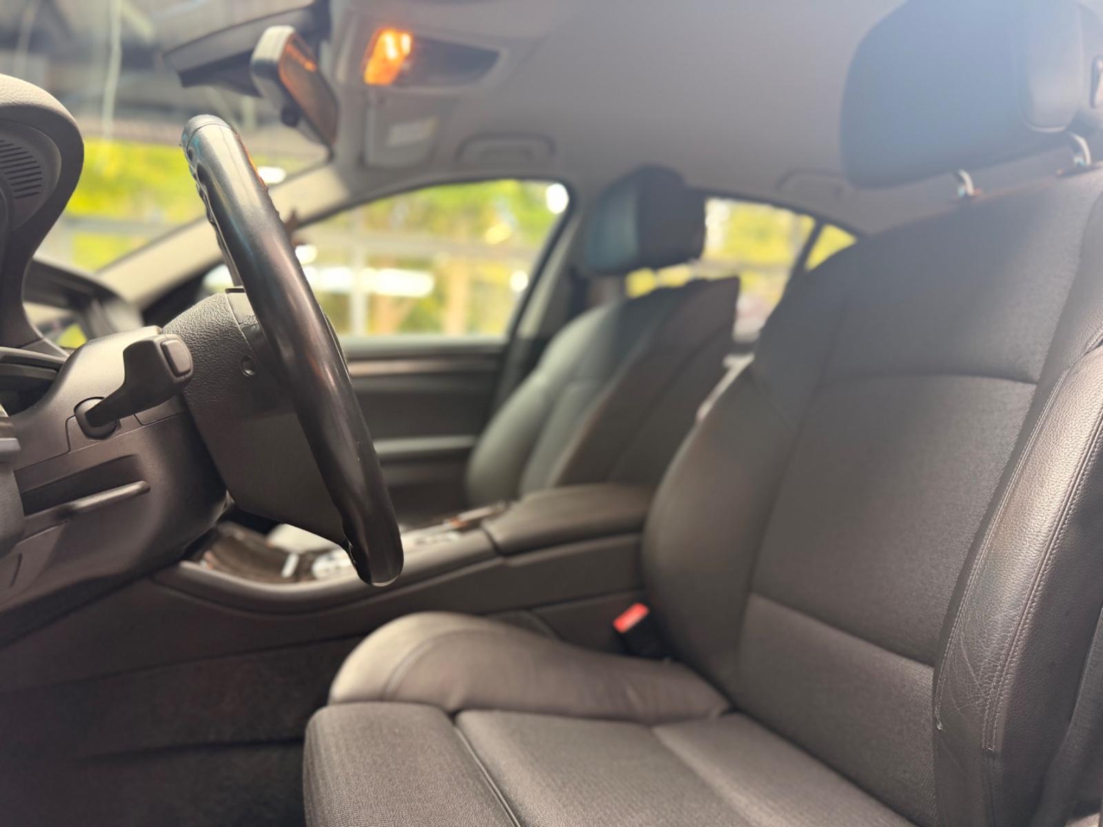 BMW 520 Limousine 520 i/Xenon/Leder/Navi/CarPlay