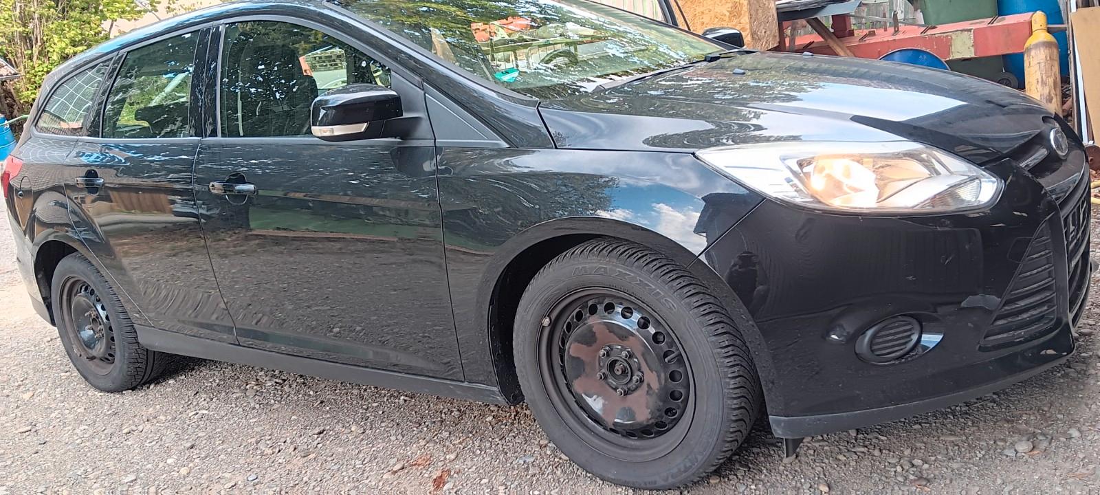 Ford Focus 2013 — engine 998 cm³, 125 HP (92kW)