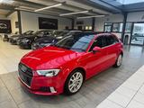 Audi A3 Sportback  Sport / Panorama-Dach - Audi A3: Rot, Sportback