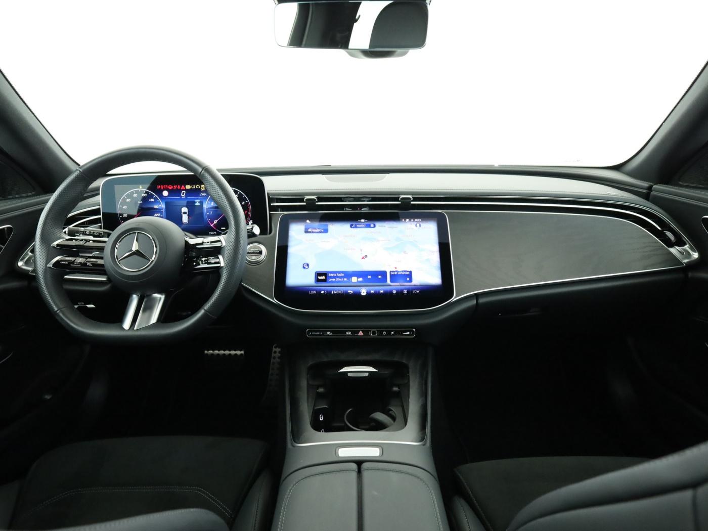 Mercedes-Benz E 200 T *AMG Line Advanced*Panorama*AHK*PTS*Kam.