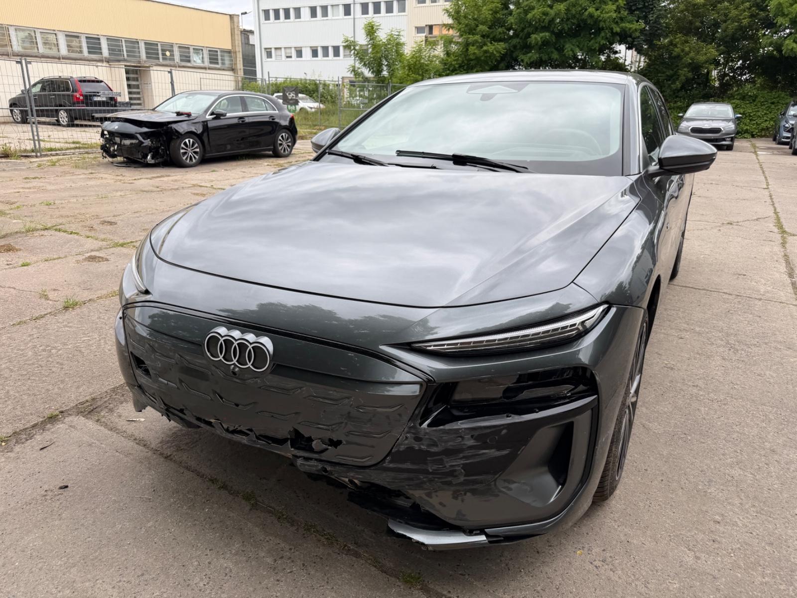 Audi A6 e-tron Avant 210 kW S-Line 2xDisplay HUP