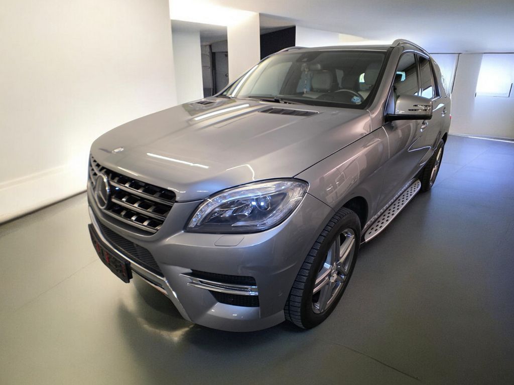 Mercedes-Benz ML 500