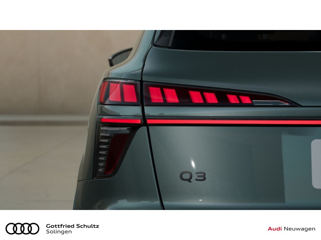 Audi Q3 SUV e-hybrid  Pano AHV Tech plus LED S line foto 7