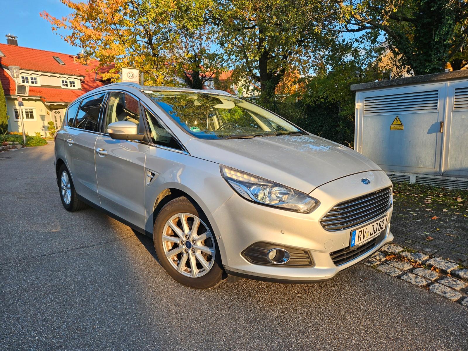 Ford S-Max