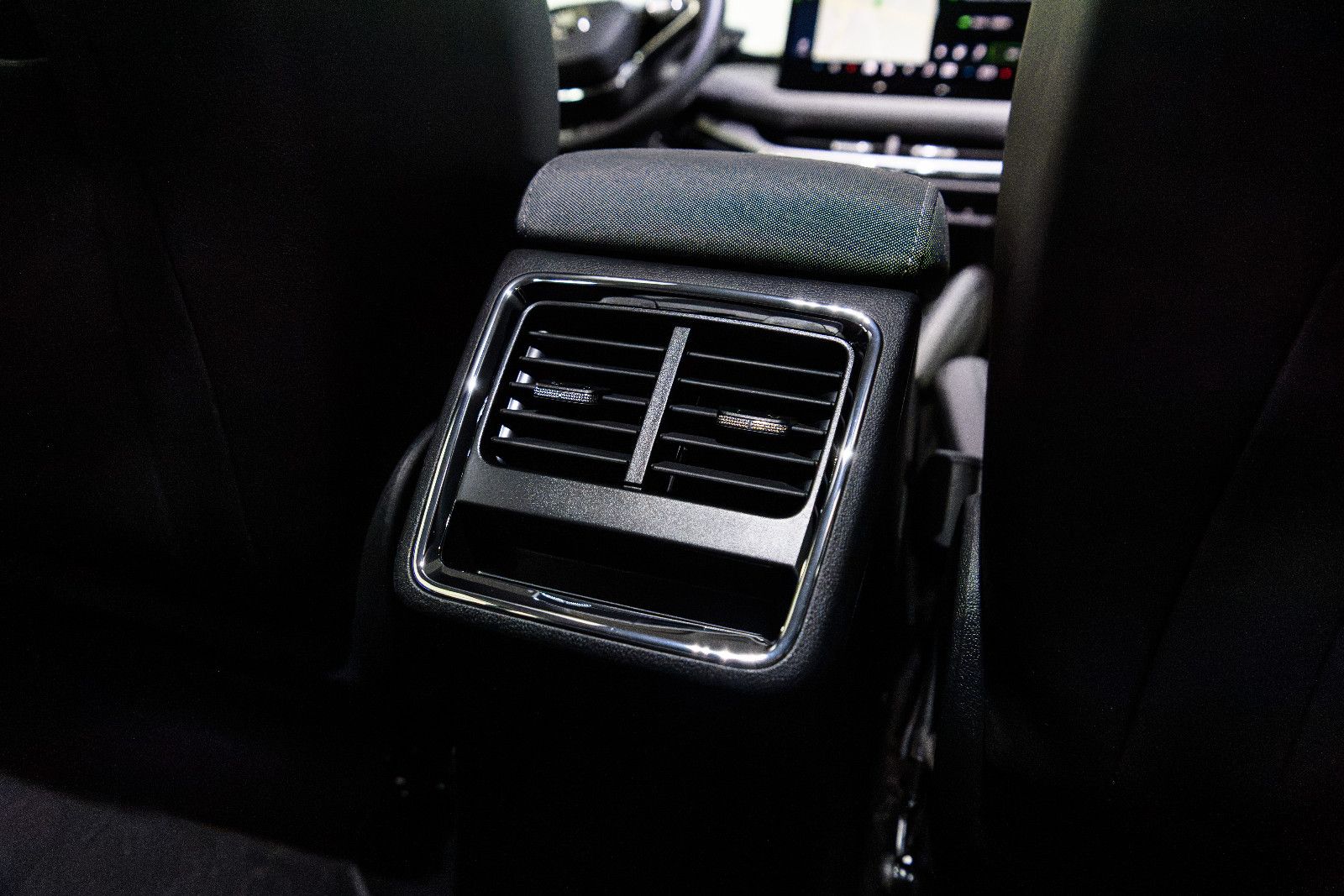Fahrzeugabbildung SKODA Enyaq 50 NAVI+LED+RFK