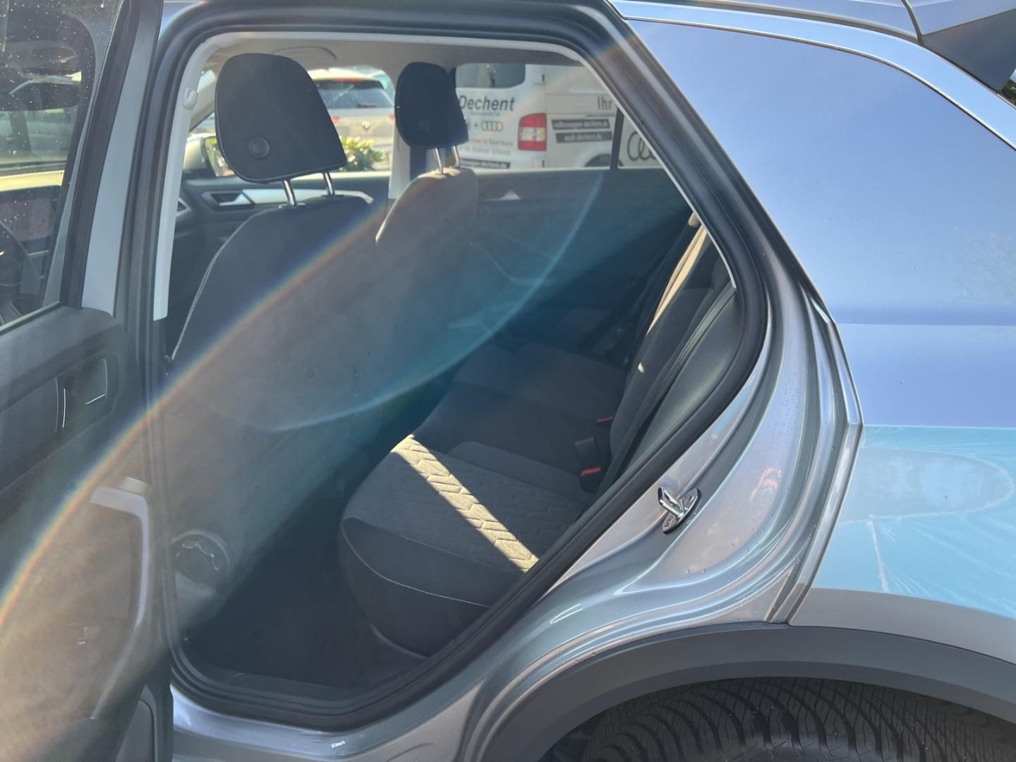 Fahrzeugabbildung Volkswagen T-ROC MOVE MOVE 1.5l TSI,DSG,RFK,Navi,LED,17",Te