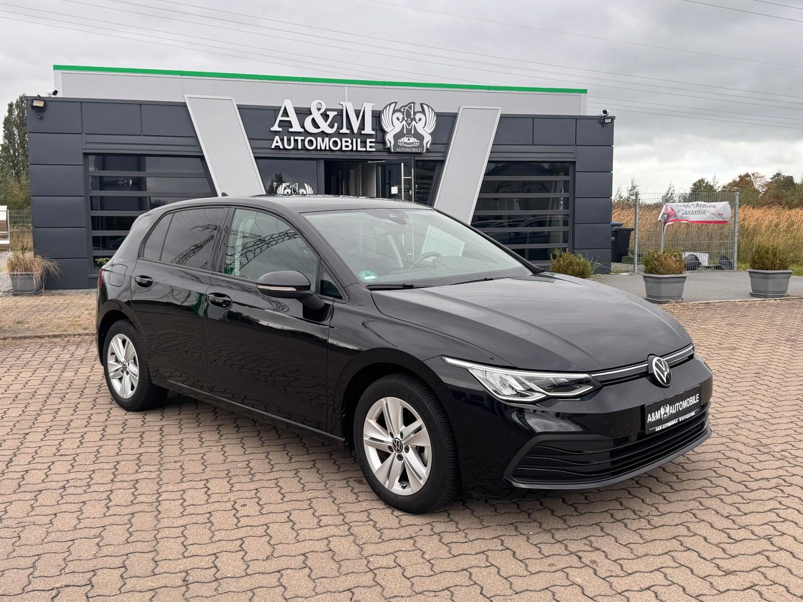 Volkswagen Golf VIII Lim. Life eTSI