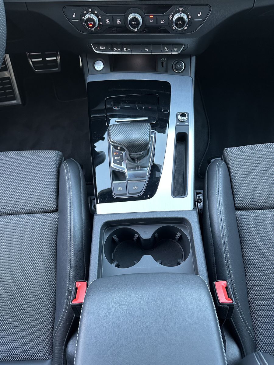 Fahrzeugabbildung Audi Q5 40 TDI Quattro S-Line NAV+LED+HUD+ACC+19ZO+PP