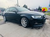 Audi A3 attraction, Klima, Multifunktionslenkrad, E5 - Audi A3 mit Benzin-Antrieb: Kleinwagen