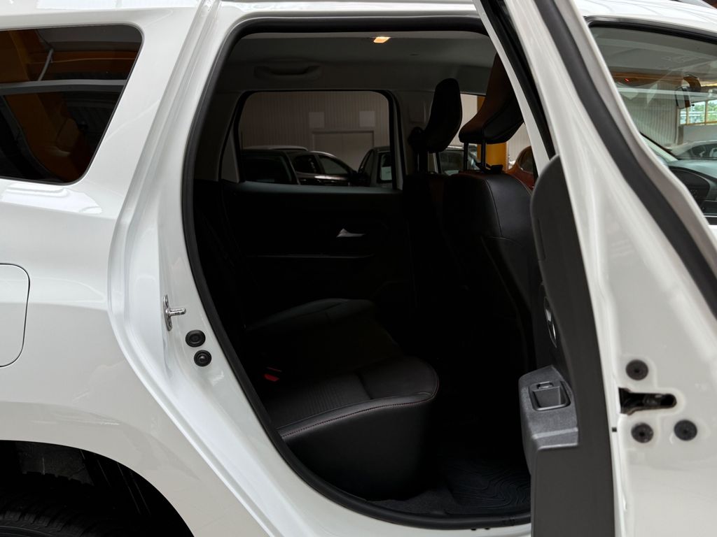 DACIA Duster II Extreme|Navi|Automatik|Kamera|SHZ|LED DACIA Duster II Extreme|Navi|Automatik|Kamera|SHZ|LED