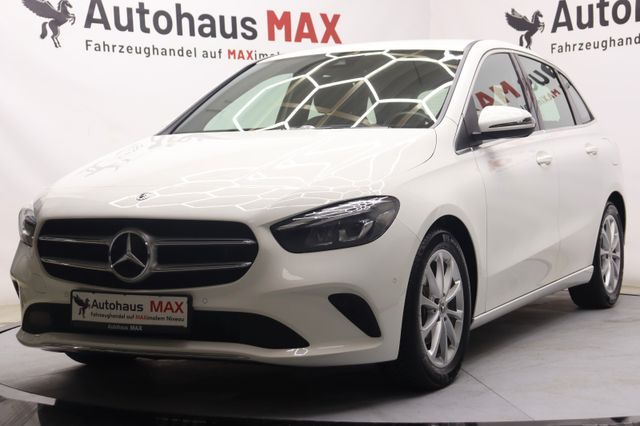 MERCEDES-BENZ B 180~SZH~Tempomat~Widescreen~Navi~MFL~PDC~LED