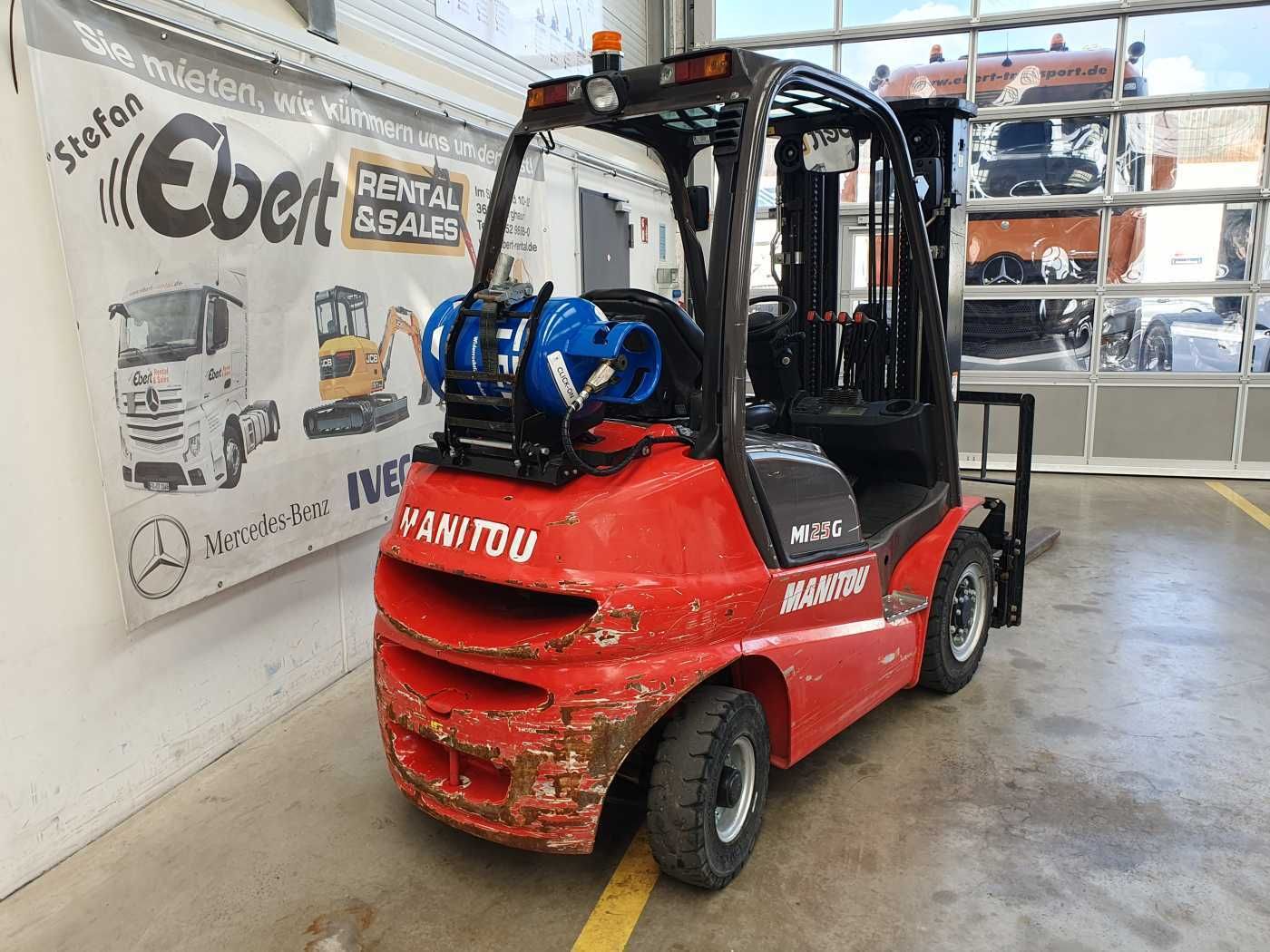 Fahrzeugabbildung Manitou MI 25 G / Triplex: 4.70m / nur 1.976h! / SS