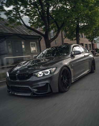 BMW M4 Coupé M4