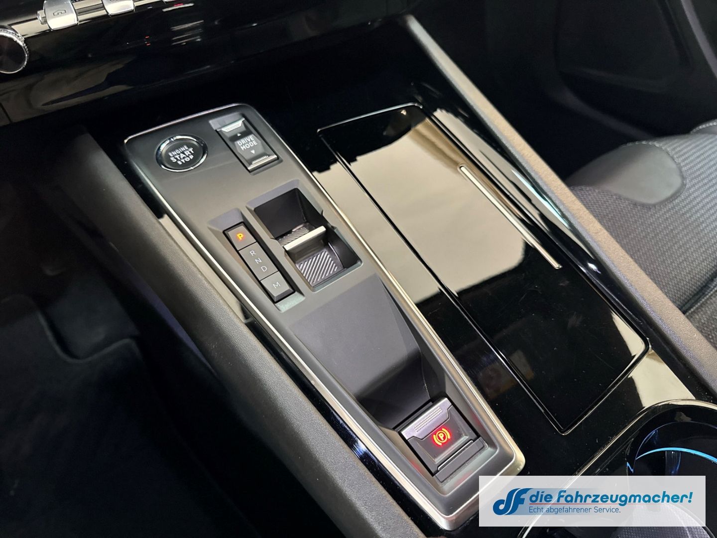 Fahrzeugabbildung Peugeot 508 SW Allure Pack Navi ACC El. Heckklappe 2-Zon