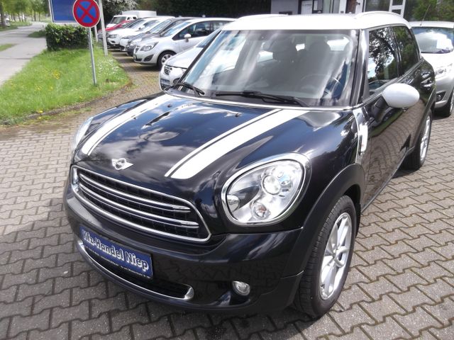 MINI Cooper D Countryman Euro6/Navi/SHZ/AHK/LED