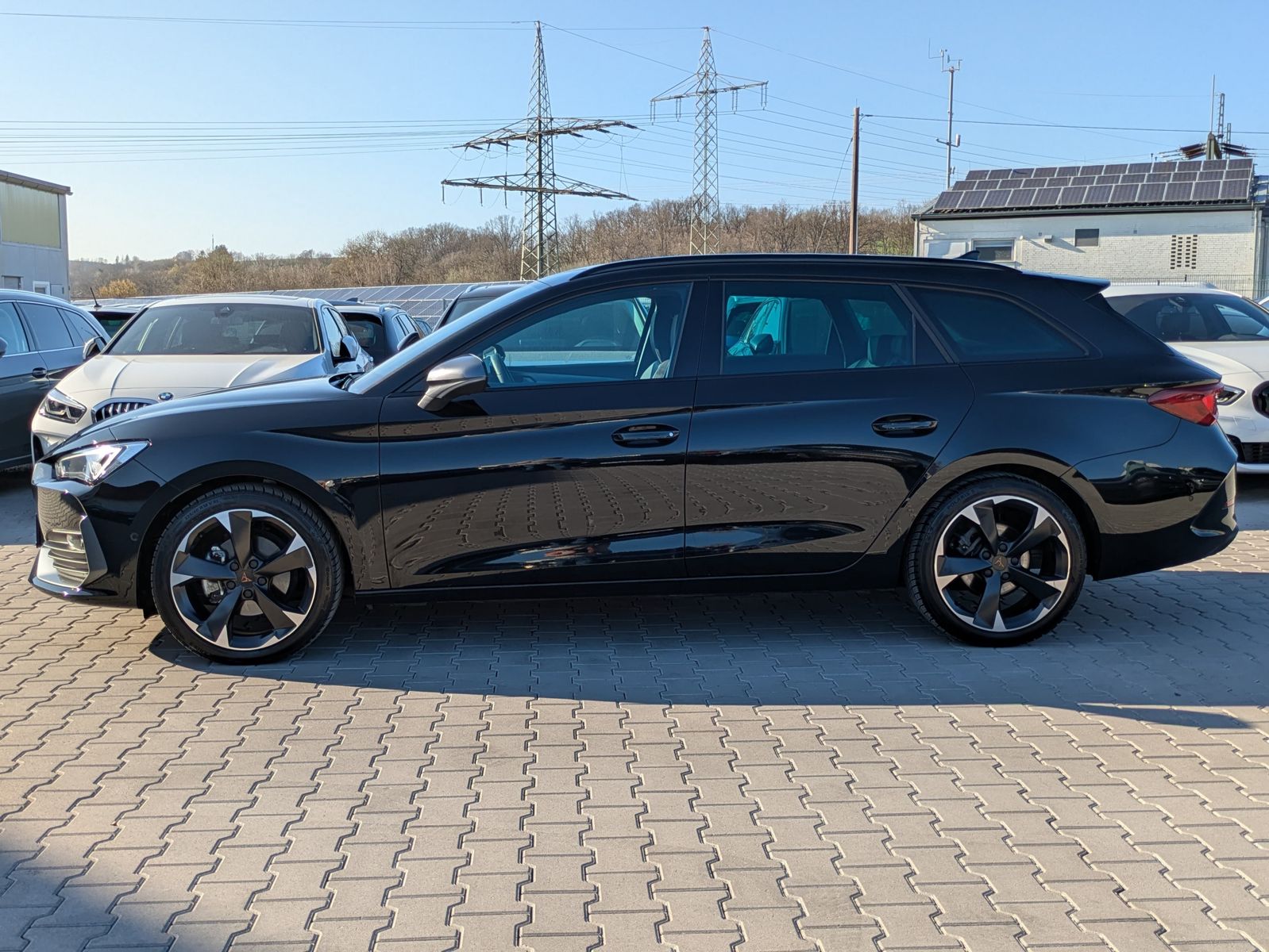 Fahrzeugabbildung CUPRA Leon 1.5 eTSI DSG MATRIX-LED*ACC*APP*KAMERA*18"