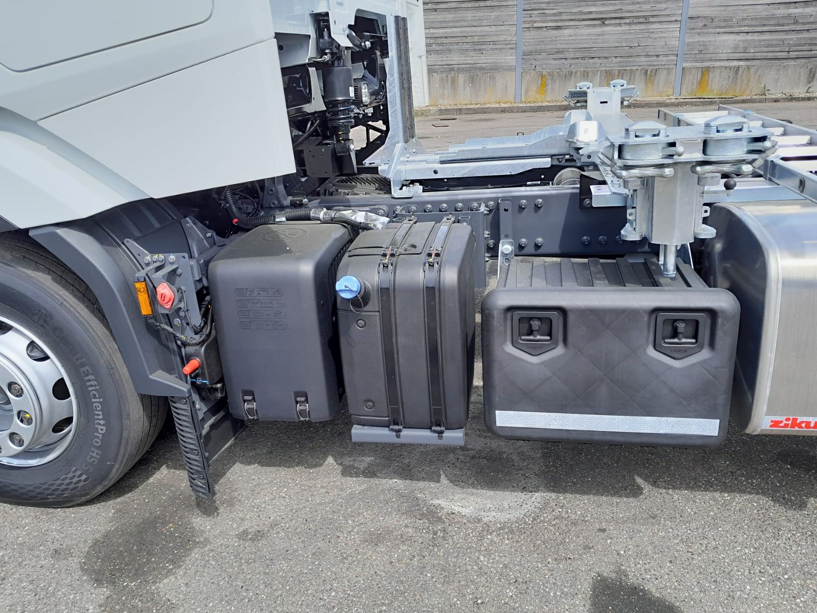Fahrzeugabbildung DAF FAN XG 480 Multiwechsler 1120-1320