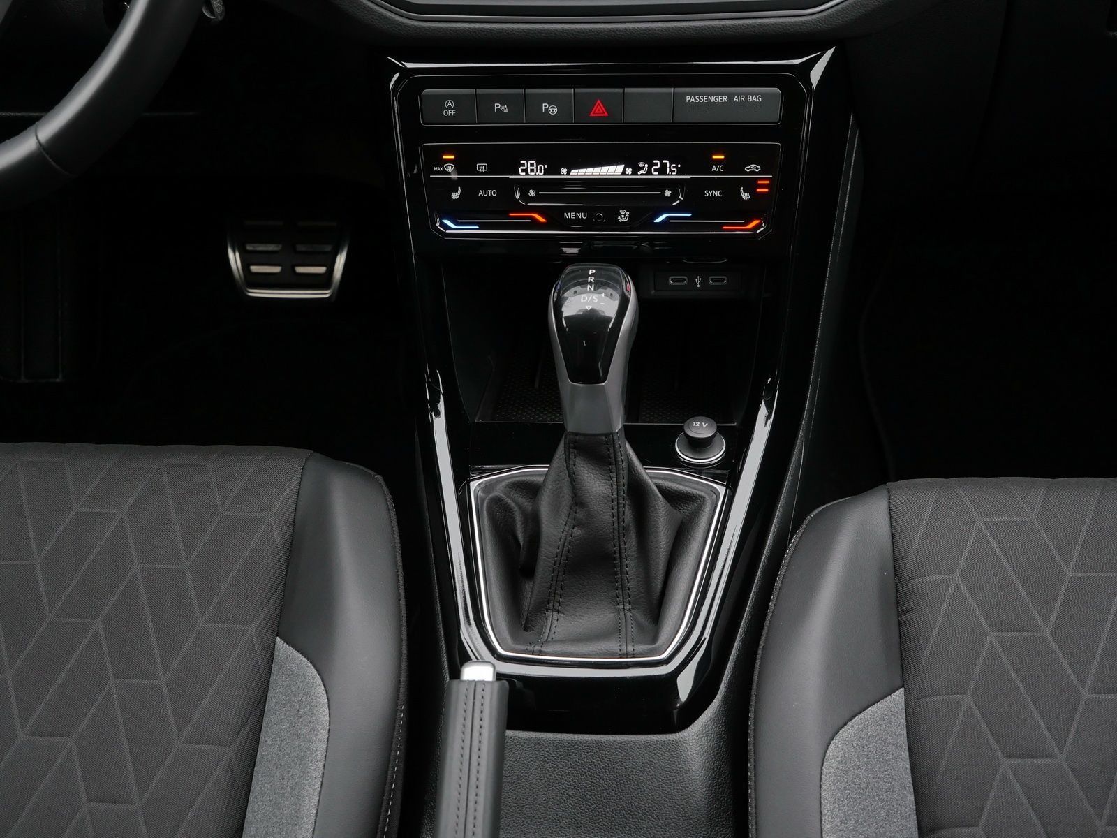 Volkswagen T-Cross - Bild 9