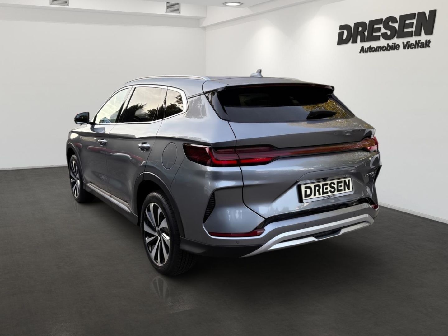 BYD SEAL U