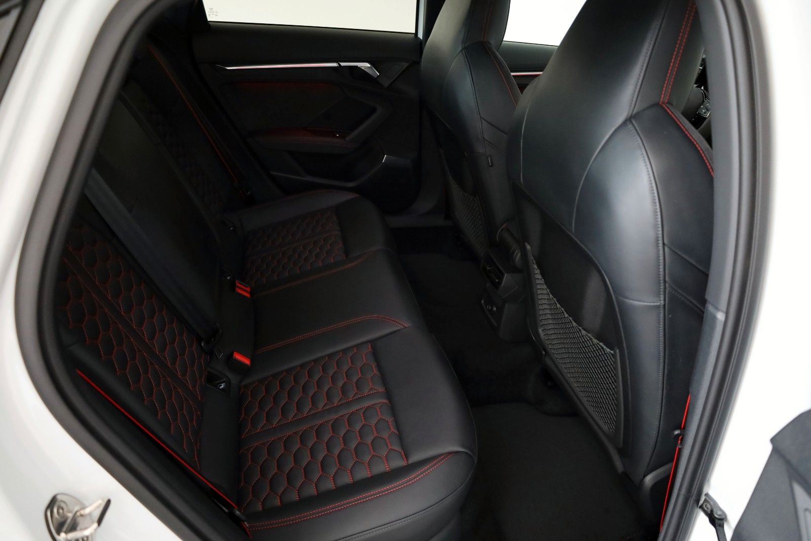 Fahrzeugabbildung Audi RS3 Lim. , RS-Designpaket, HUD,Panorama,Matrix