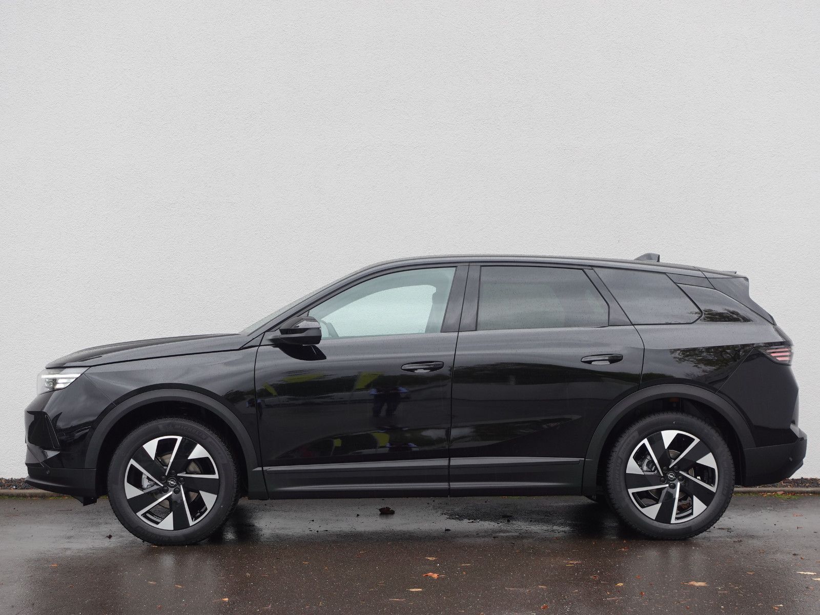 Fahrzeugabbildung Opel Grandland GS, Head Up, LED, PP, Navi, RFK