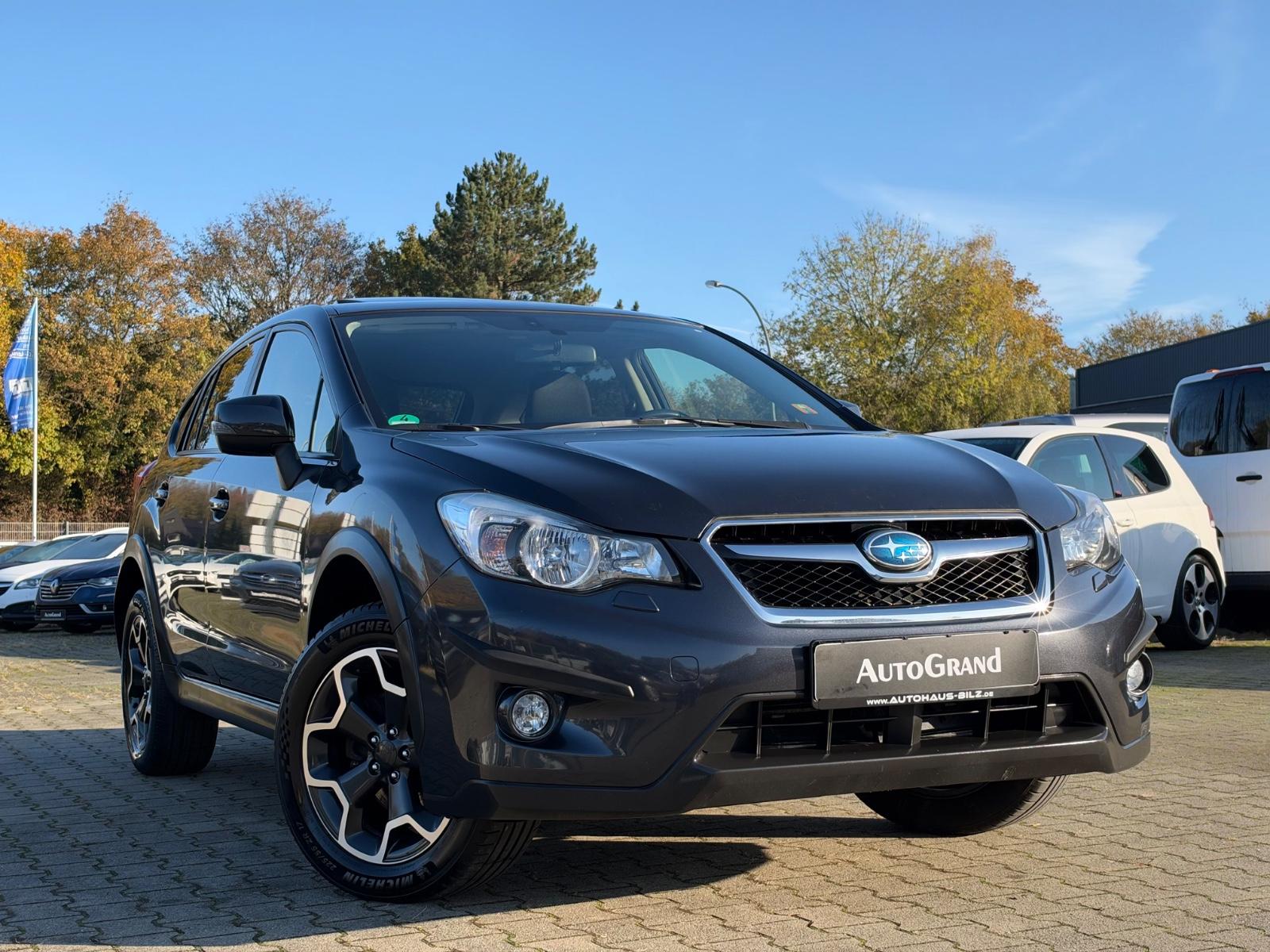 Subaru XV 2012 — rear view