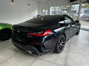 BMW 840 - 8