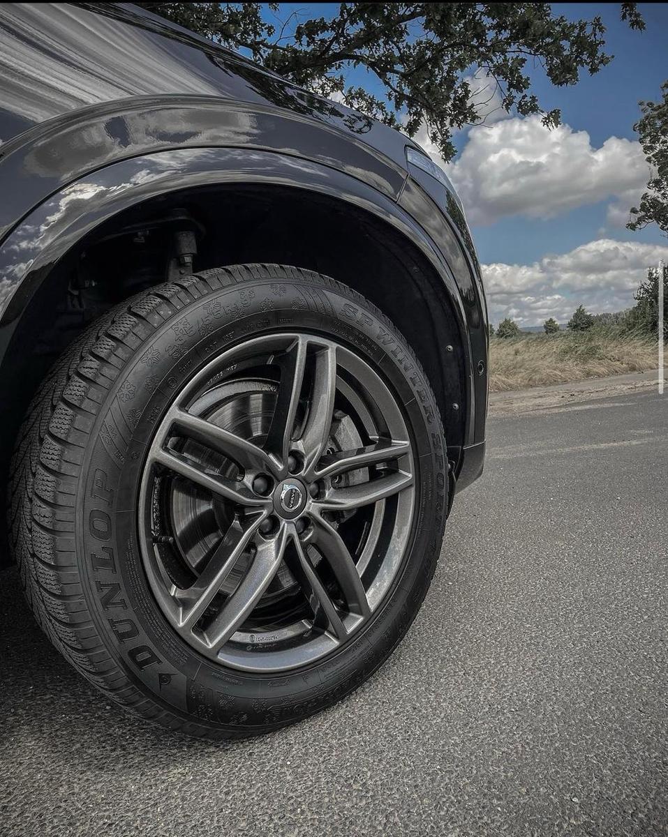 Volvo XC90 D5 AWD R-Design | 232 PS | Leder | St