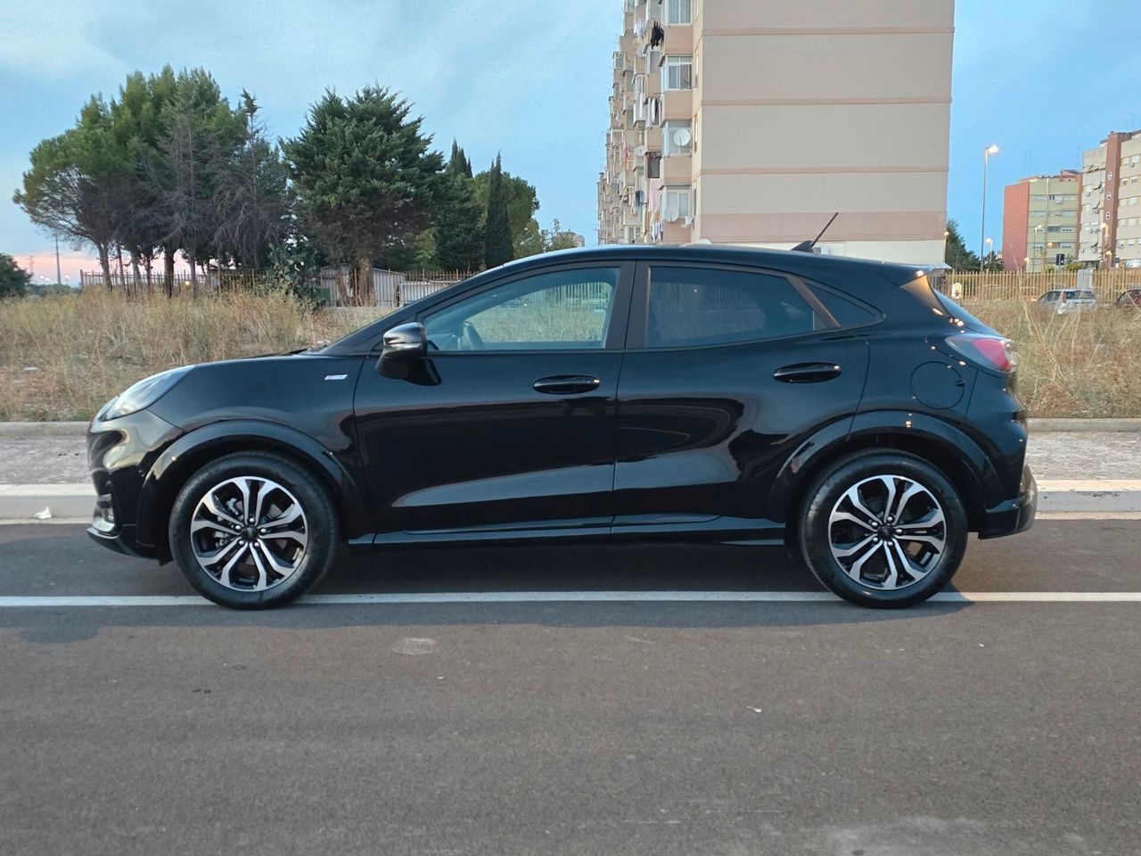 Ford Puma 1.0 EcoBoost Hybrid 125 CV S&S ST-Line imagem 3