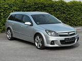 Opel Astra H OPC Innovation "110 Jahre" 1 Hand - Opel Astra: Kombi, Opc