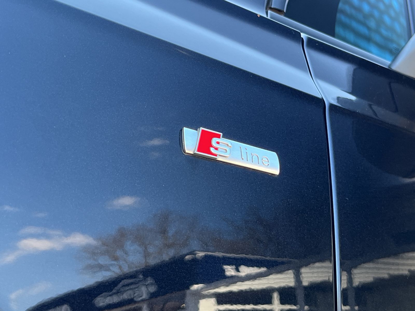 Fahrzeugabbildung Audi Q7 50TDI quattro*2x S-line*7-Sitzer*HuD*Pano**
