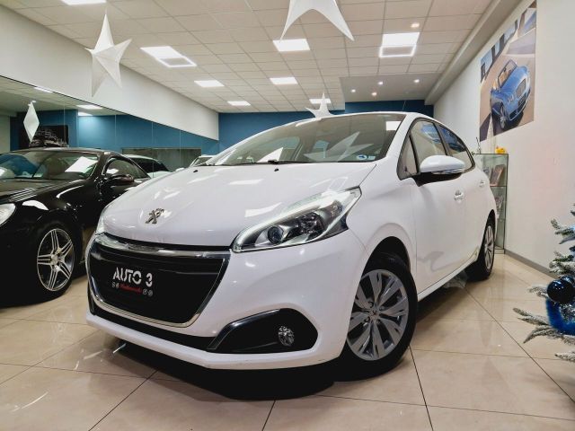 Peugeot 208 BlueHDi 75 S&S 5 porte "Neopatentati