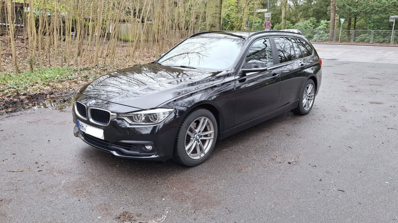 BMW 320i Touring Advantage+Sportlenkrad+AHK+LED 