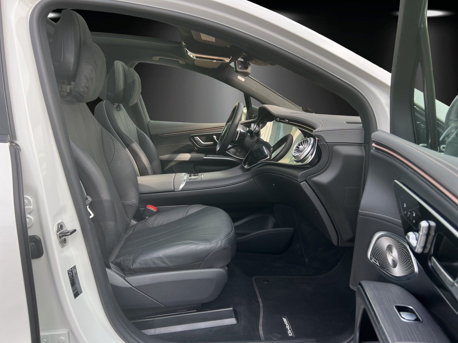 Fahrzeugabbildung Mercedes-Benz EQS 450 4M SUV AMG DISTRO Sitzkl HYPER HAL 360°
