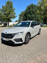 Skoda Octavia RS 2.0 TSI First Edition Matrix Tüv Neu 
