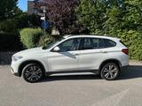 BMW X1 sDrive20i Sport Line Steptronic DCT Sport... - BMW X1: Sdrive20d