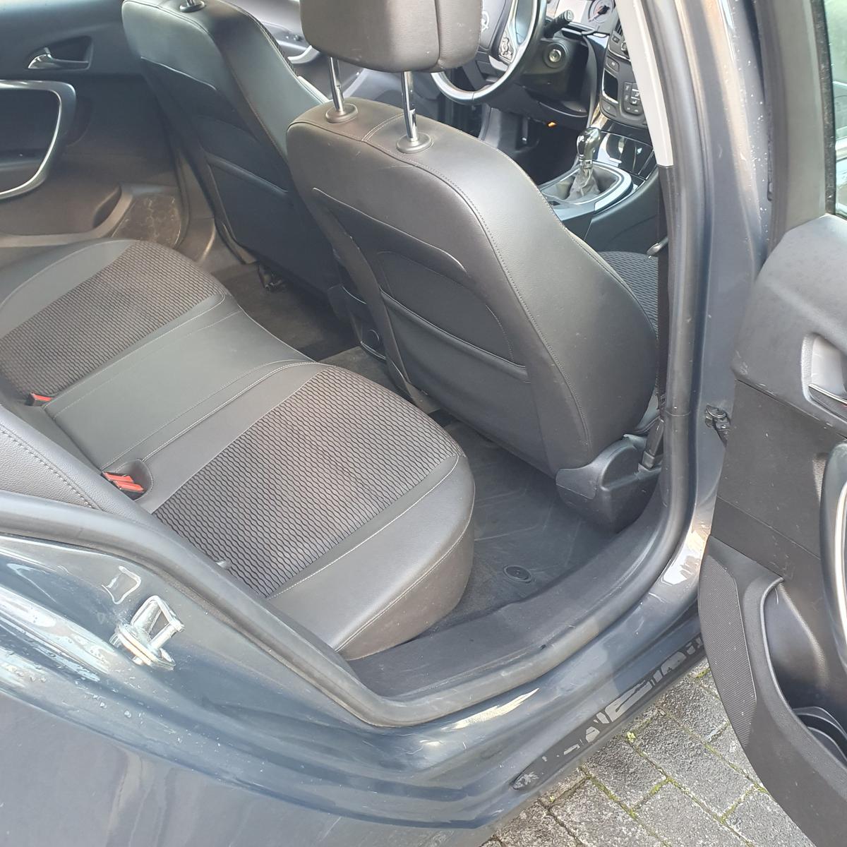 Opel Insignia 2014 — photo 11