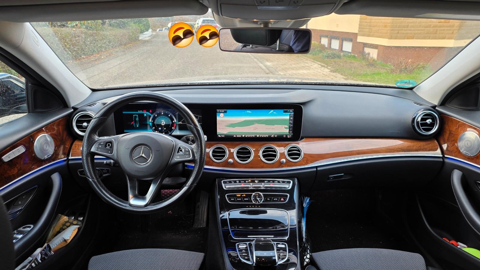 Mercedes-Benz E 220d T, Burmester, Multibeam, 360°, Wides,AHK