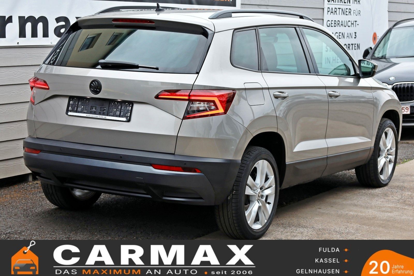 Fahrzeugabbildung SKODA Karoq Style Navi,LED,Kamera,SH,PDC,SR+WR,AHK