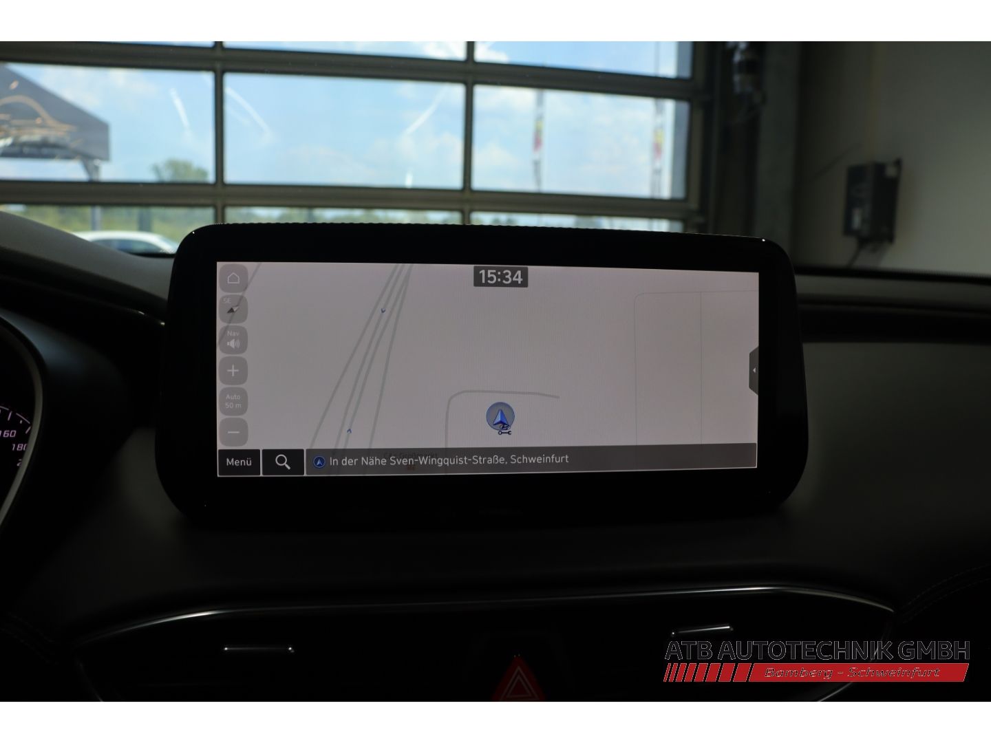 Fahrzeugabbildung Hyundai SANTA FE 1.6l Hybrid 2WD Trend Komfort + Navi-Pa