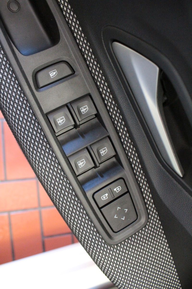 Fahrzeugabbildung Dacia Sandero TCe 90 auto Expression*15204*