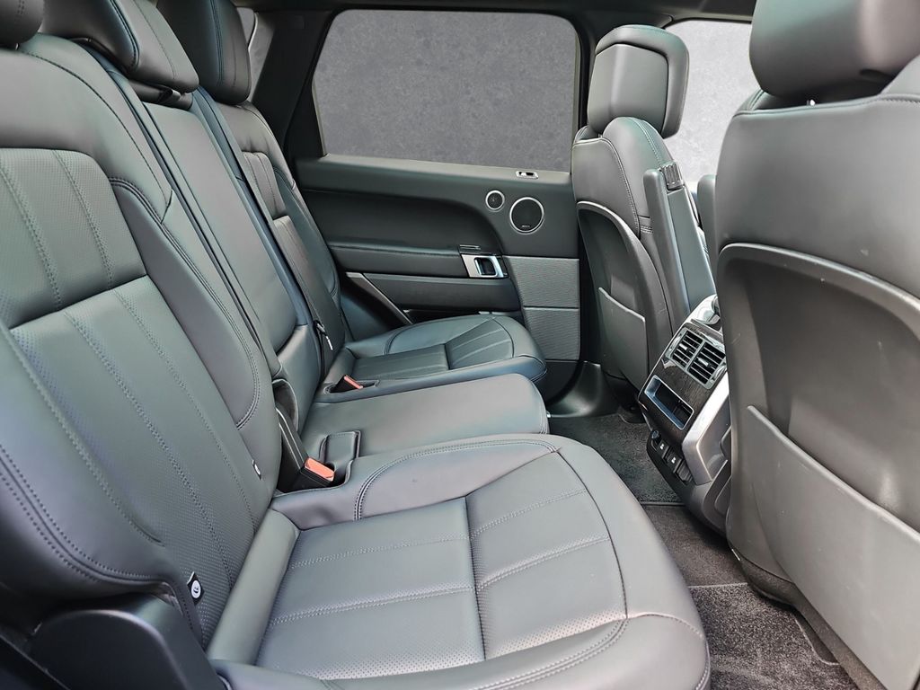 Land Rover Range Rover Sport P400e HSE Dynamic